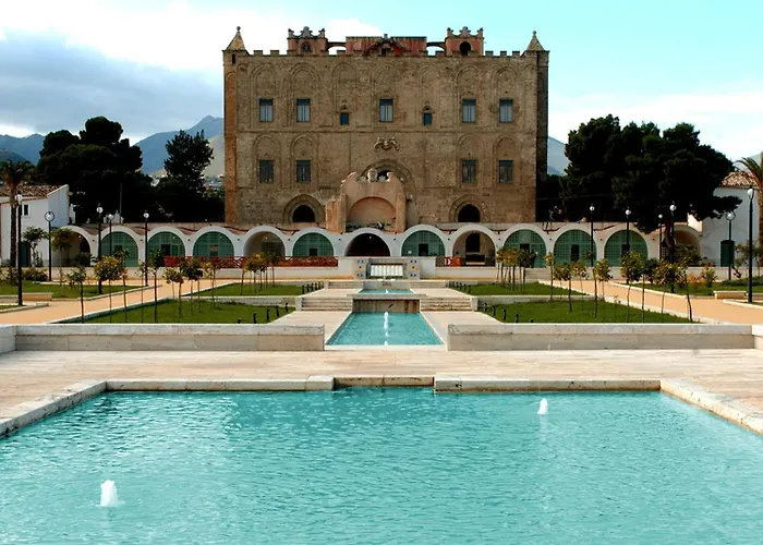 Maison Al-Aziz